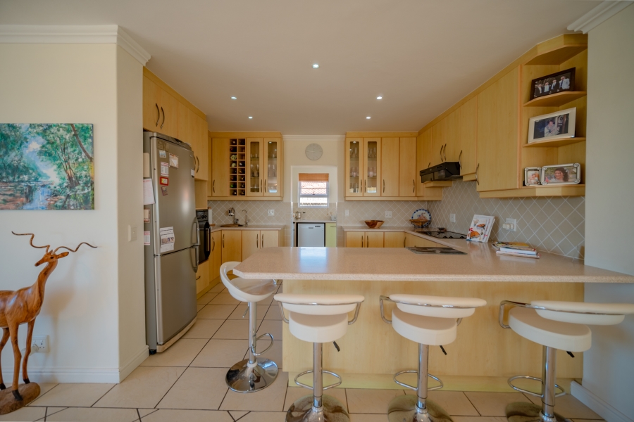 4 Bedroom Property for Sale in St Francis On Sea Eastern Cape